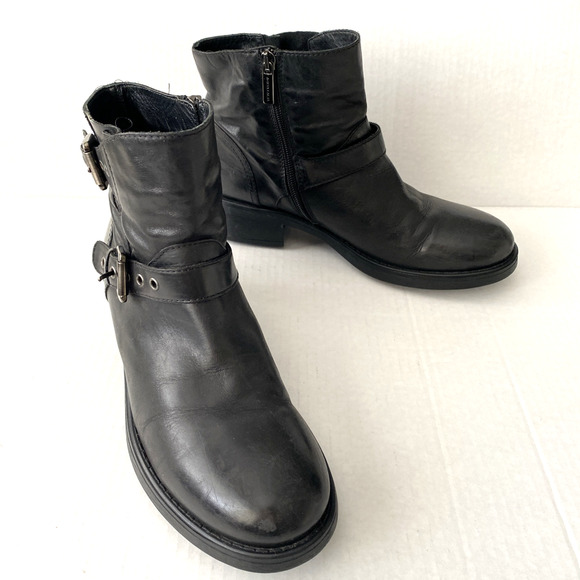 Aquatalia Sophie Black Leather Moto Boot Double Buckle Biker Ankle Comba… - Picture 6 of 8